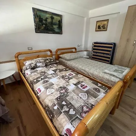 شقة Vlora Rest House *